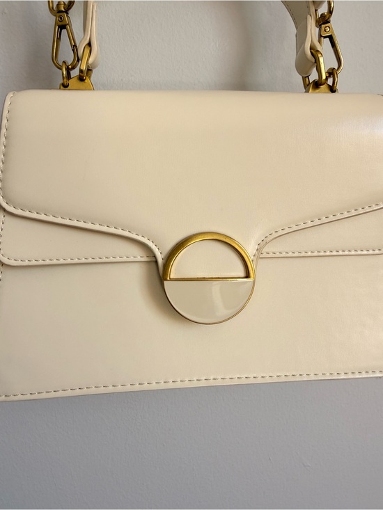 Rachel Zoe Handbags - Rachel Zoe Ivory Structured Top Handle Crossbody Bag